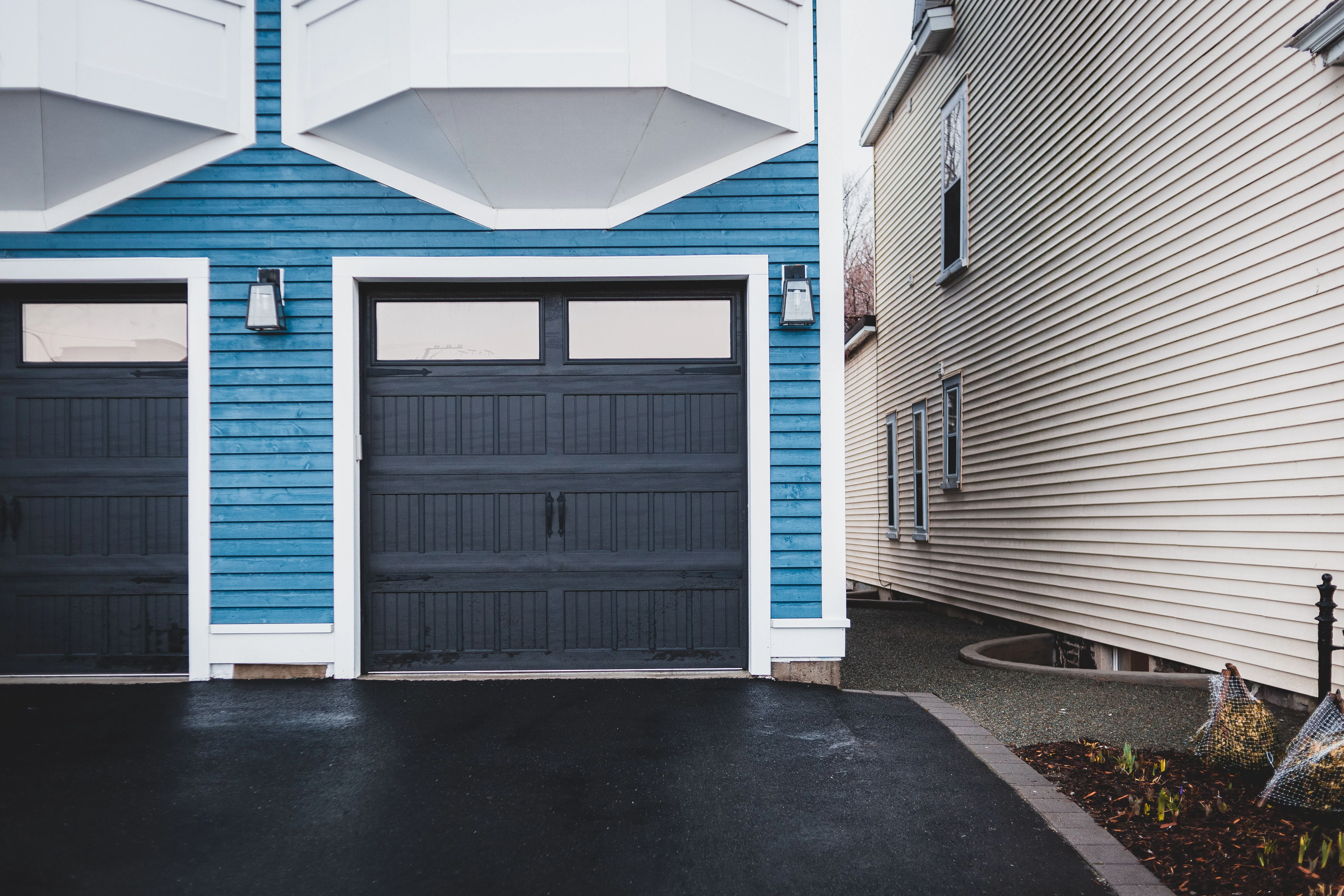 Residential garage door in Tucson